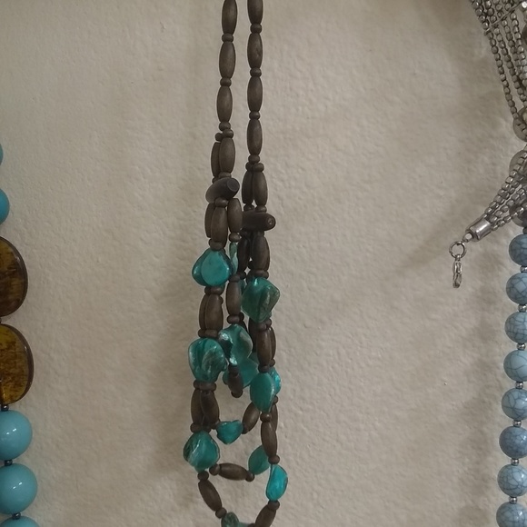 Brown turquoise wood beaded necklace - Picture 2 of 2